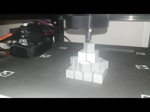 Cube Stacking Robot - 3D Pyramid Timelapse