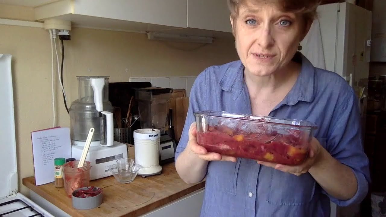 CRUMBLE CRU DE PÊCHES AUX ÉPICES / Mon dessert cru préféré, simple et rapide