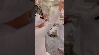 الشيخ خالد فالح بن رويشد المشعلي يقيم مأدبة عشاءللأمراء نايف وسعود ابناء فواز الشعلان وجهاءمن وقحطان