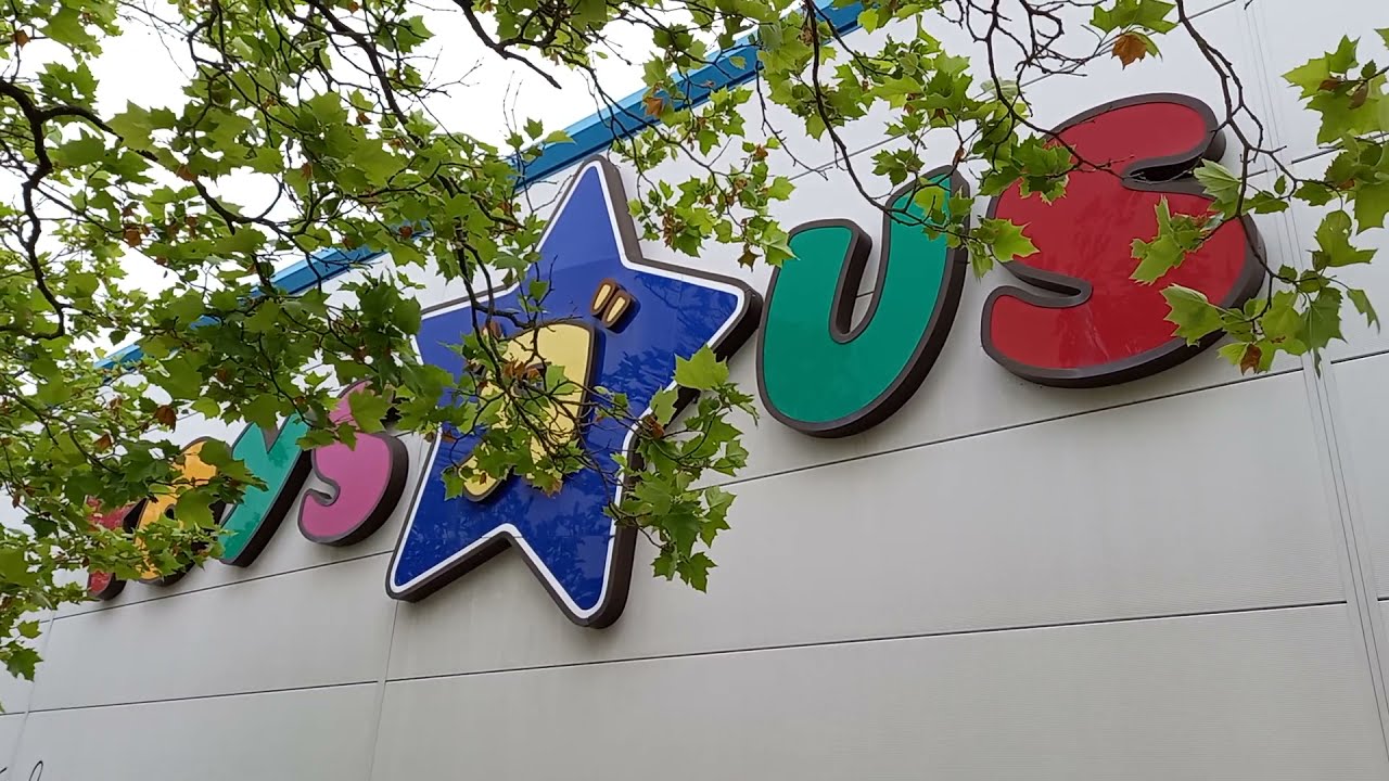 Toys R Us in Milton Keynes (June 2021) - 5 of 5
