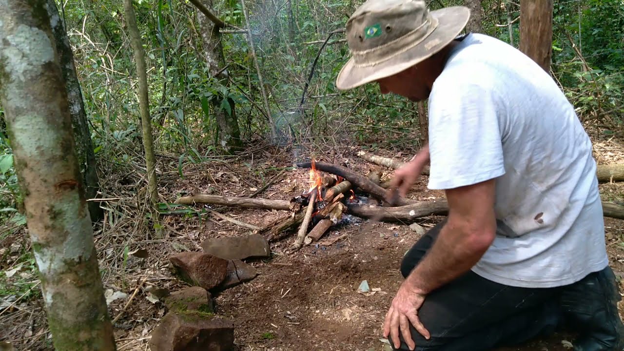 acampamento bushcrafit abrigo na natureza