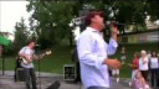 Video thumbnail of "Jim Quick & Coastline: She Poured It On @ Party in the Park"
