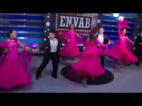 Bailando a ritmo de tango con la Academia Ra&uacute;l Campo 