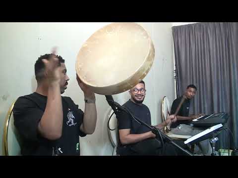 فرقة الذوق والفخامه Turki Abo Muhammd الفنانه صلوحه فز له يا ارض موسيقى كامله