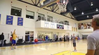 Luke Walton beats Stephen Curry in 3-point shootout