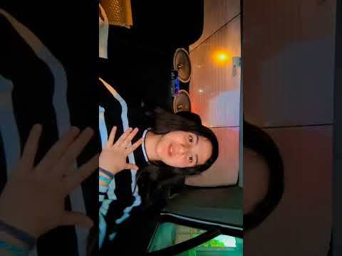 بیا یکم نزدیک من