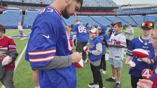 Tight end Keleki Latu shares how he wants to help the community with the Bills