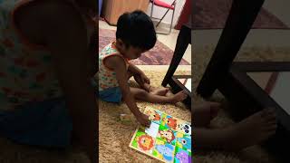 2year old solving jigsaw animal puzzles #shorts #puzzle #2yearsold #smartkids