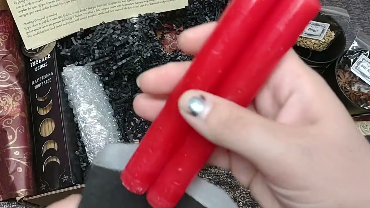 Sugarmuses deluxe September subscription box- first impressions on my very first deluxe witchy box