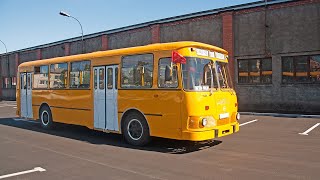 Почему в СССР городские автобусы красили в ярко желтый