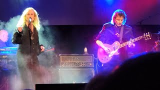 Steve Hackett - Robbery, Assault and Battery - LIVE in St. Louis - April 26, 2022