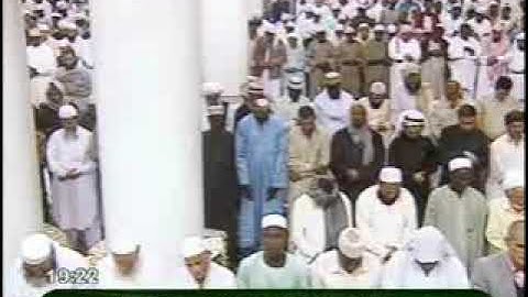 سورة التغابن [ 1 - 13 ] - صلاة العشاء من المسجد النبوي 01-01-1432 - لفضيلة الشيخ علي الحذيفي