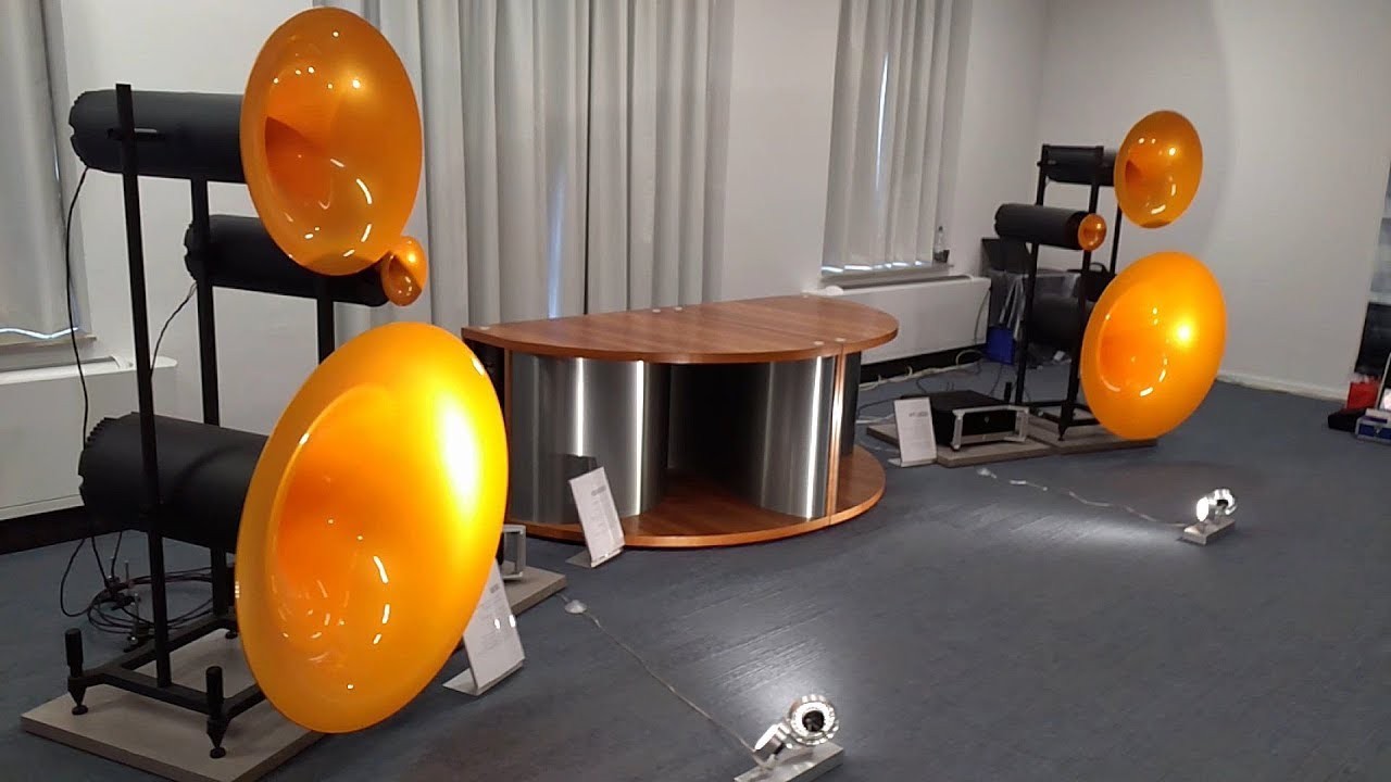 XFI premium audio show 2018 - part 2 - Avantgarde Acoustic Trio XD