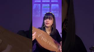 Menikmati Melody Si Cantik Dengan Alat Musik Sape