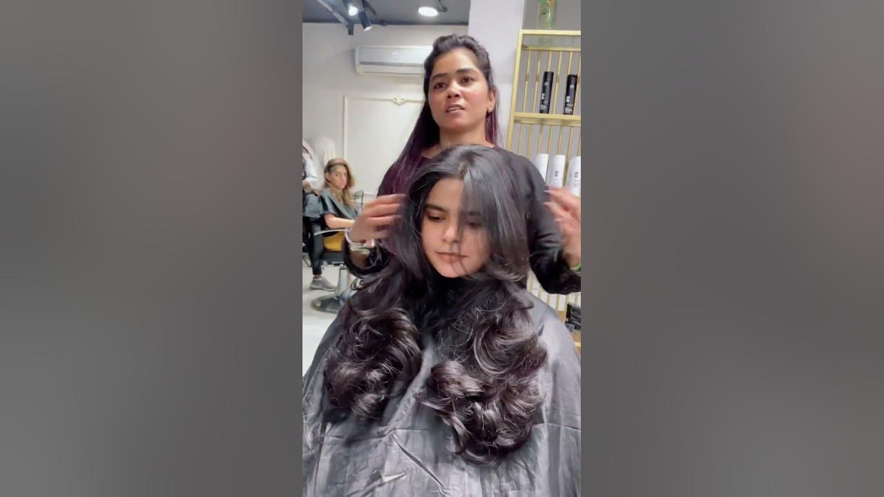 Munazah signature haircut 💇‍♀️ - YouTube