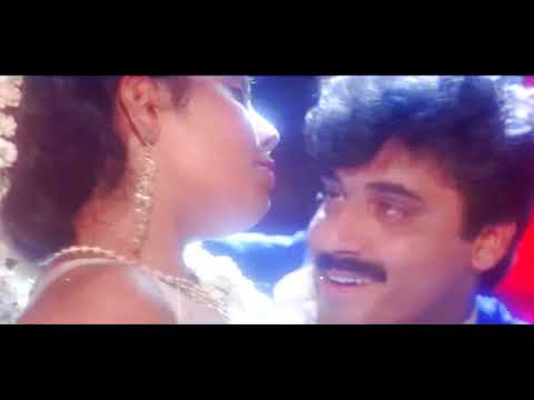 Shashi Kumar enjoys Young Yuvarani  hottest romantic song Arambham