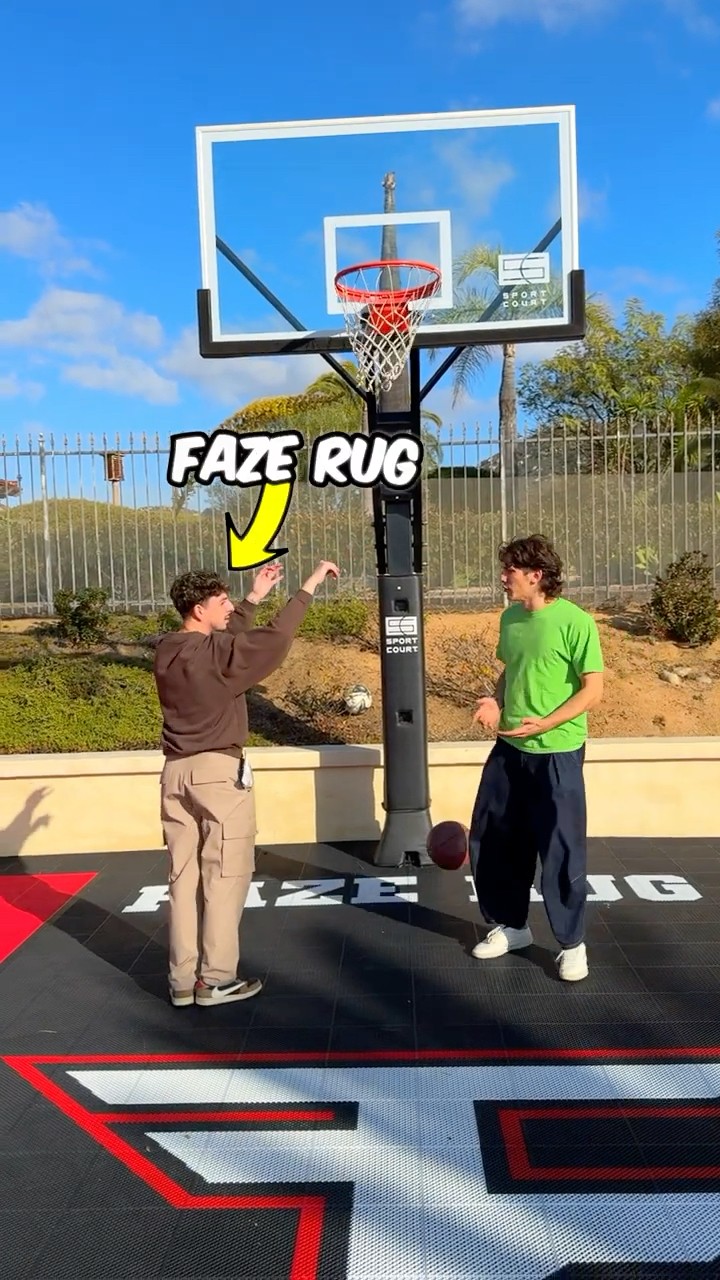 I MET ANOTHER YOUTUBER?! ? #shorts