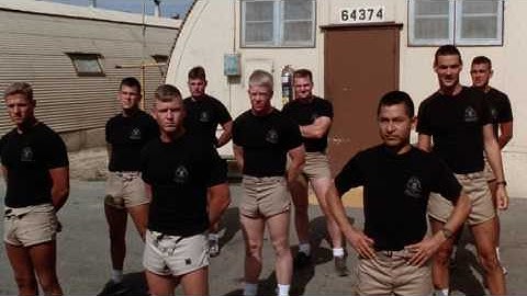 Heartbreak Ridge 1986 T-Shirts - Improvise, Adapt, Overcome