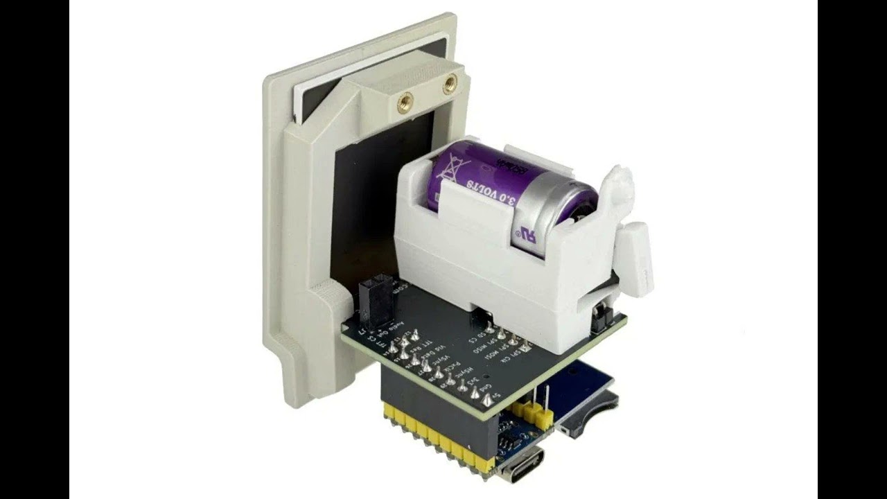 Meet the Mac Nano: A guy made a fully working copy of an Apple Macintosh smaller than a can of Coke.