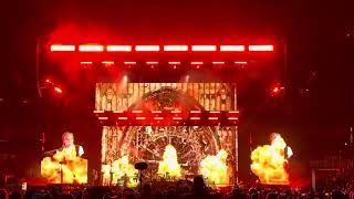 Paul Mccarthy Singing “ & Let Die” Great Light Show From New Orleans 🎸 Resimi