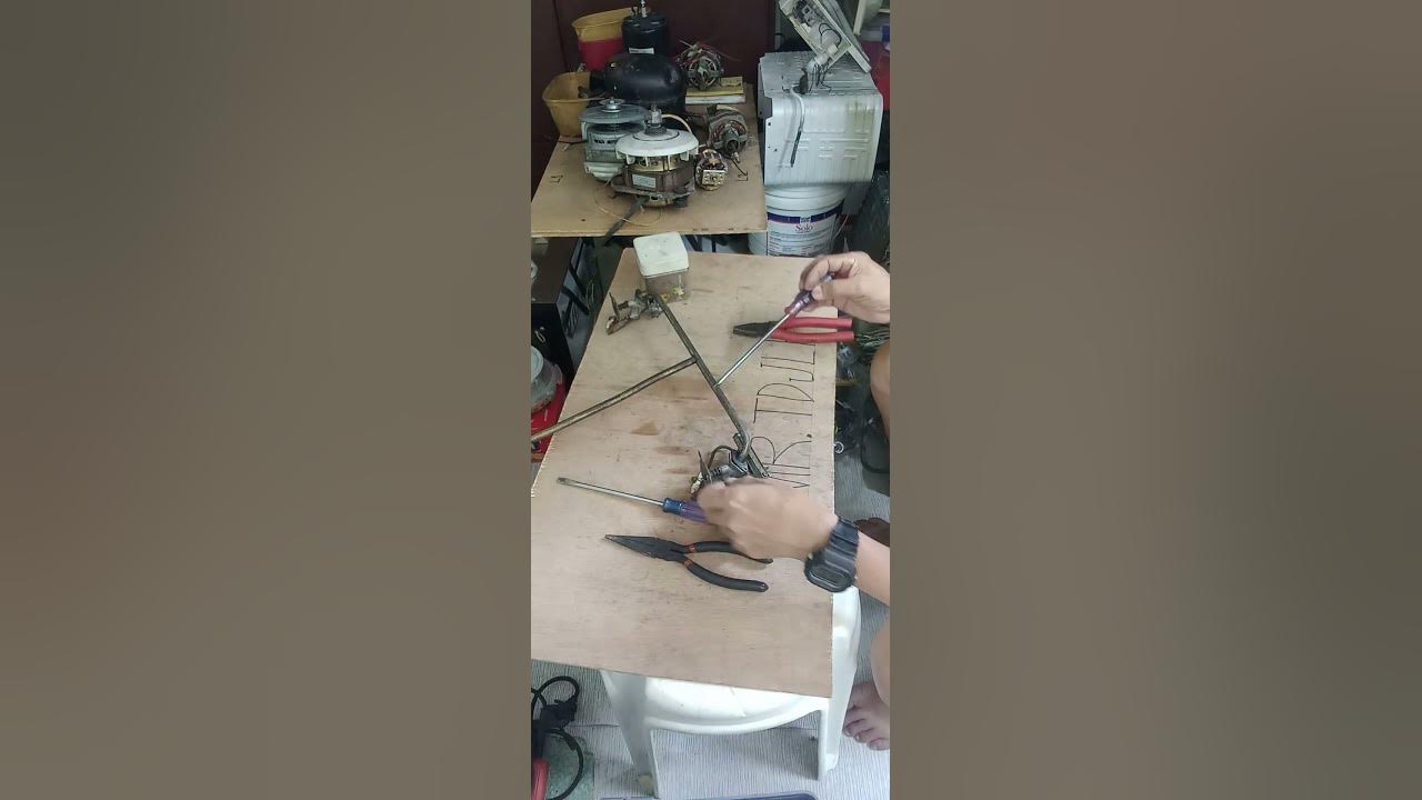 1850.DIYMR.TDJLP. GAS STOVE gas line screws removing YouTube