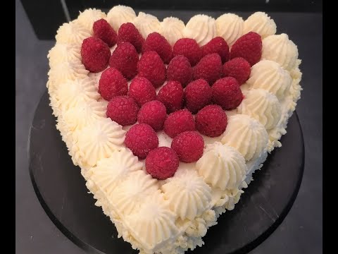 recette-de-gâteau-cœur-à-la-gânache-au-chocolat-blanc-et-aux-framboises