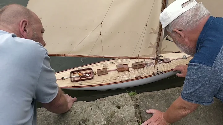 Premier test de flottabilit du voilier Tuiga de Serge  - Dampierre 2022 RC boat