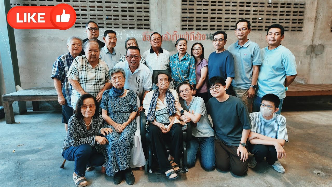 นายวรภัทร วิสุทธิกุล (เฮียแป๊ะ) เหรัญญิกกลุ่มเพื่อนพระปฐม73 ทำบุญบ้านและโกดังร้านอุดมพาณิชย์ 25/1/69