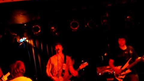 EXIT 2 ENTER - READY