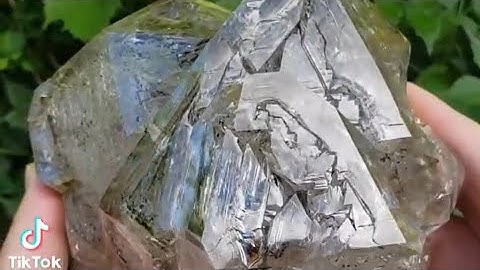 Monstrous Skeletal Herkimer Diamond Crystal Makes a Splash