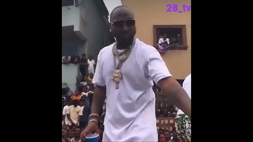 DaBaby and Davido shooting music video in Nigeria and crowded with fans.. wow 🔥🔥