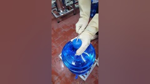 Hướng dẫn mở lắp nhựa bình nước 20 lít