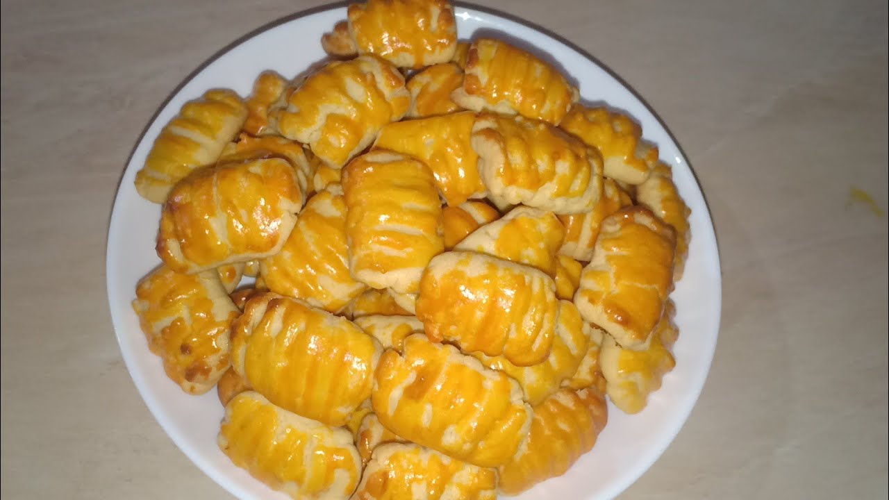 RESEP CARA MEMBUAT KUE KERING NASTAR GULUNG YANG LUMER ...