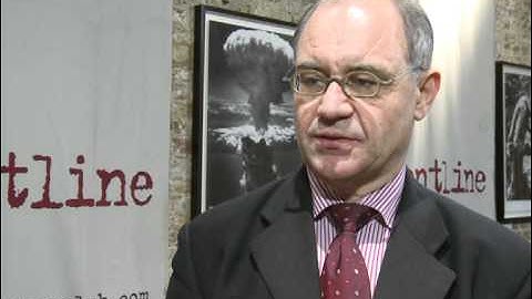 Whistleblower hands Assange offshore bank secrets