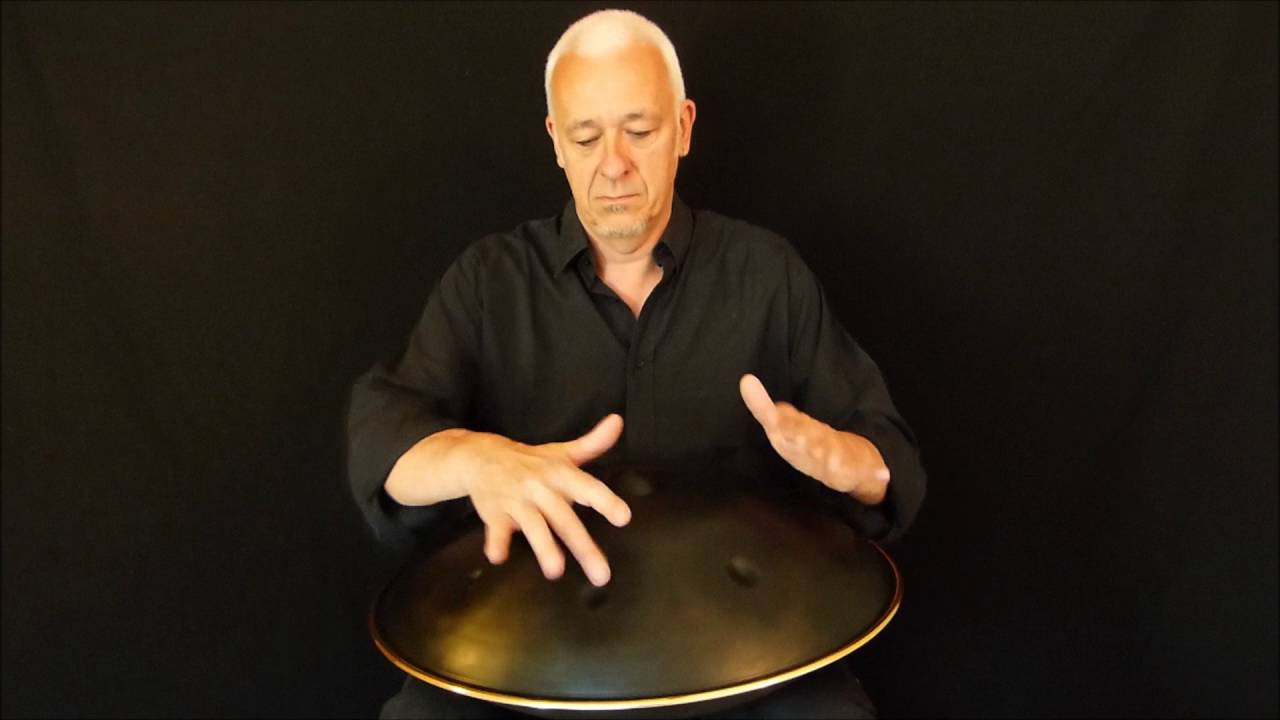 Handpan Endro par Ederod, fabricant français de handpan - Gamme Fa avec Réb