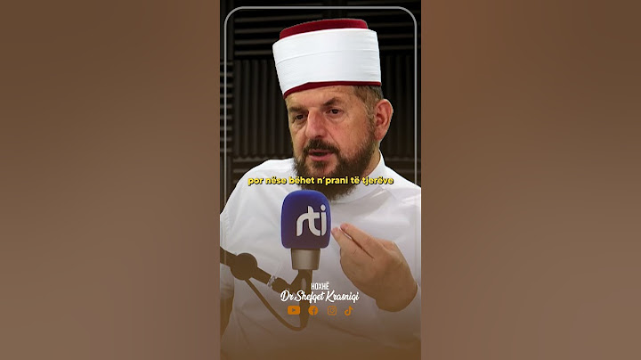 Mos e qorto gruan në prezencën e të tjerëve!