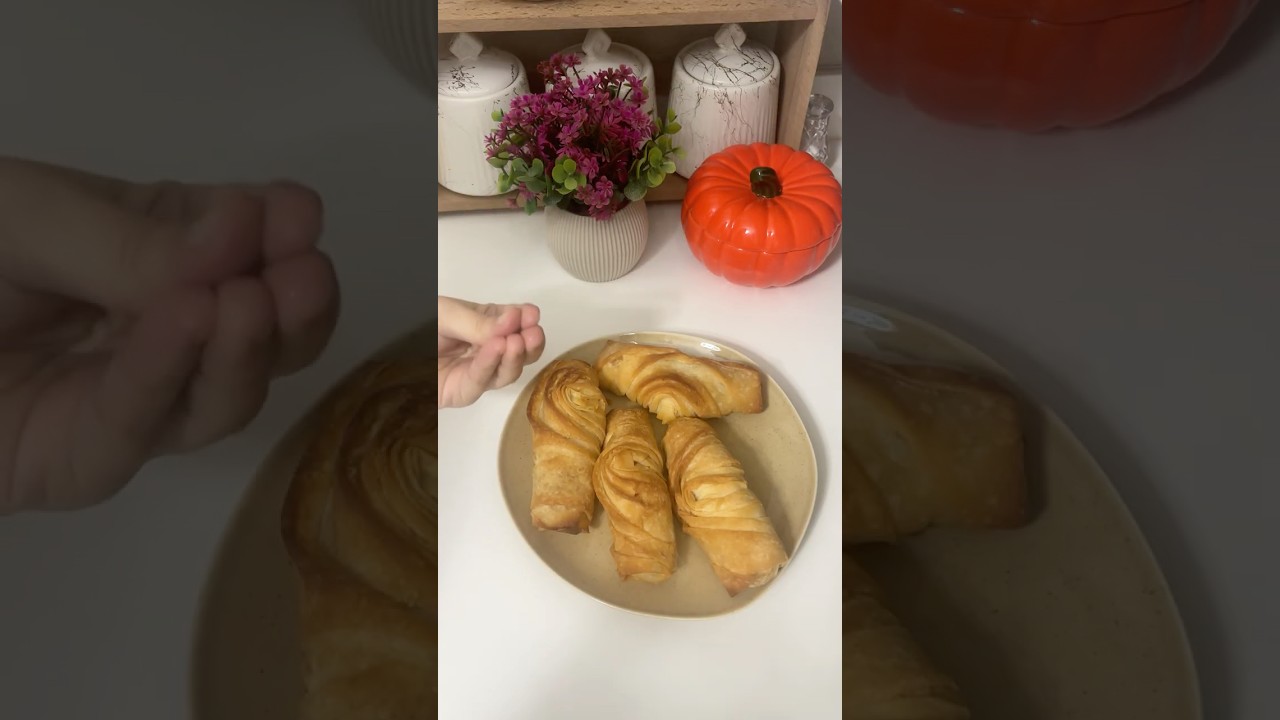 Çıtır çıtır börek yapmak isteyenler buraya🙌🏻 crispy pastry #shorts #pratiktarifler #yemektarifi Çıtır çıtır börek yapmak isteyenler buraya🙌🏻 crispy pastry #shorts #pratiktarifler #yemektarifi