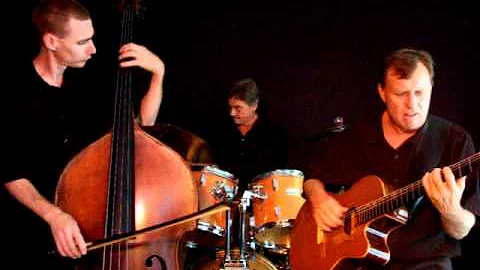 Charlottesville VA Classical Guitarists Vernon Fis...