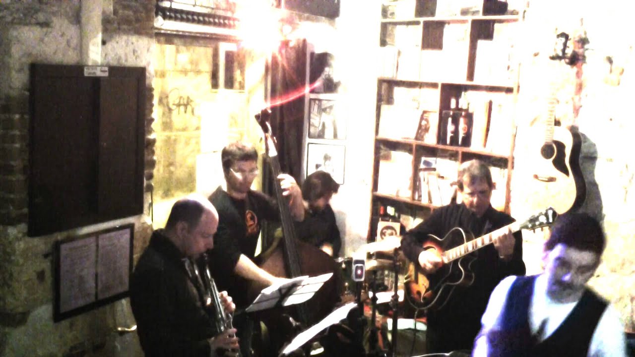 Marcello Carro Soprano Sax Solo on Floating Shades Live in Cagliari - March 22nd 2013