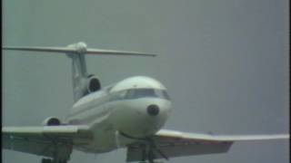 Bea Trident 1C Aircraft - Landing - London Airport - 1970