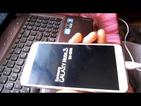 Samsung Galaxy Note 3 (N 900) висит на заставке
