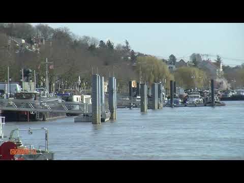 La halte fluviale de Conflans dans le paysage