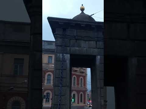 Vídeo: Ponte Kalinkin em São Petersburgo: foto, descrição, história