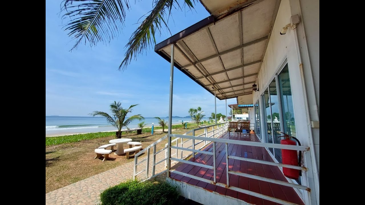 บ้านพักติดทะเลระยอง M2/3 Beach front หาดส่วนตัว 2ห้องนอน มีสองหลัง ปิ้งย่าง ได้ มีสระน้ำให้เล่นด้วย - YouTube