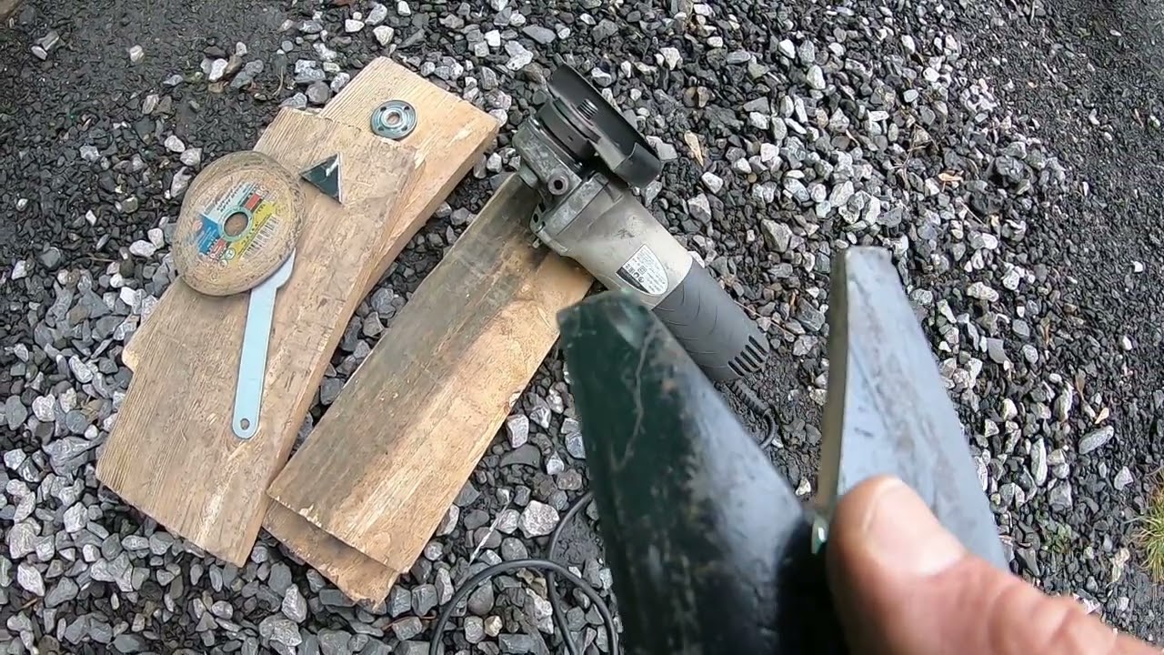 ЭВЕНКИЙСКАЯ пешня ЛАСТОЧКИН  хвост, БОЛГАРКОЙ,кувалдой и СВАРКОЙ. Зимняя рыбалка. 14.11.2023 г.