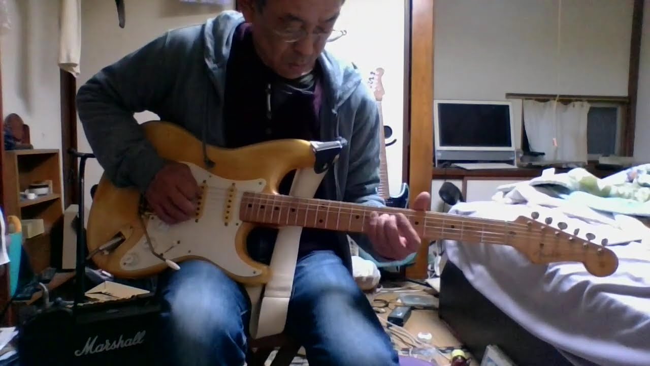 自作曲・ギター弾いてみた又・しかし下手ですね。ベースも弾いてみたが駄目です全く聞こえない（涙）・・どうしてこんな曲しか作れないのか自分では全くわからない・楽しい曲ではなくてご勘弁下さい。