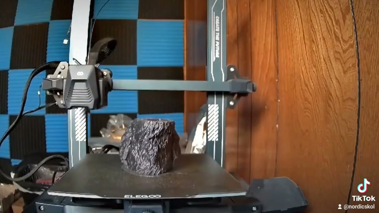 Raven's feast dice tower