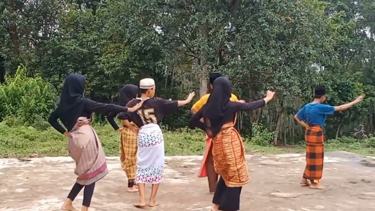 Kreasi Tarian Ngundang Asal Banyuasin Desa sidang emas