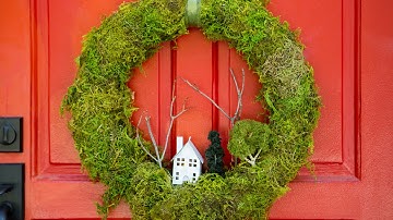How to DIY a Beautiful Moss Wreath for Thanksgiving