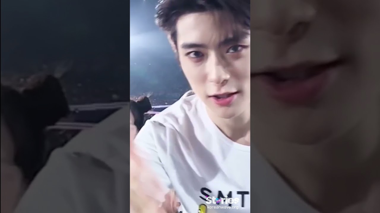 SM TOWN LIVE 2019 thumbnail